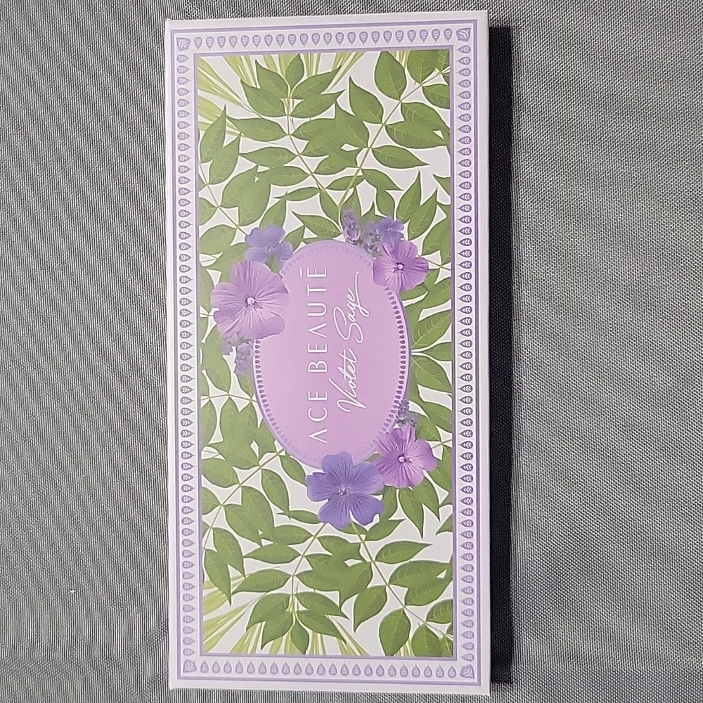 NEW Ace Beaute Violet Sage Eyeshadow Palette